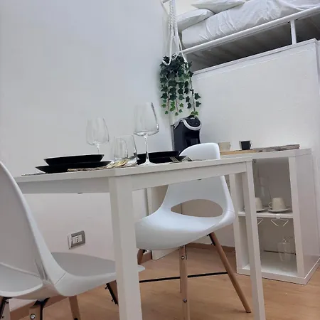 公寓 Golden - Un Piccolo Loft Nel Cuore Di